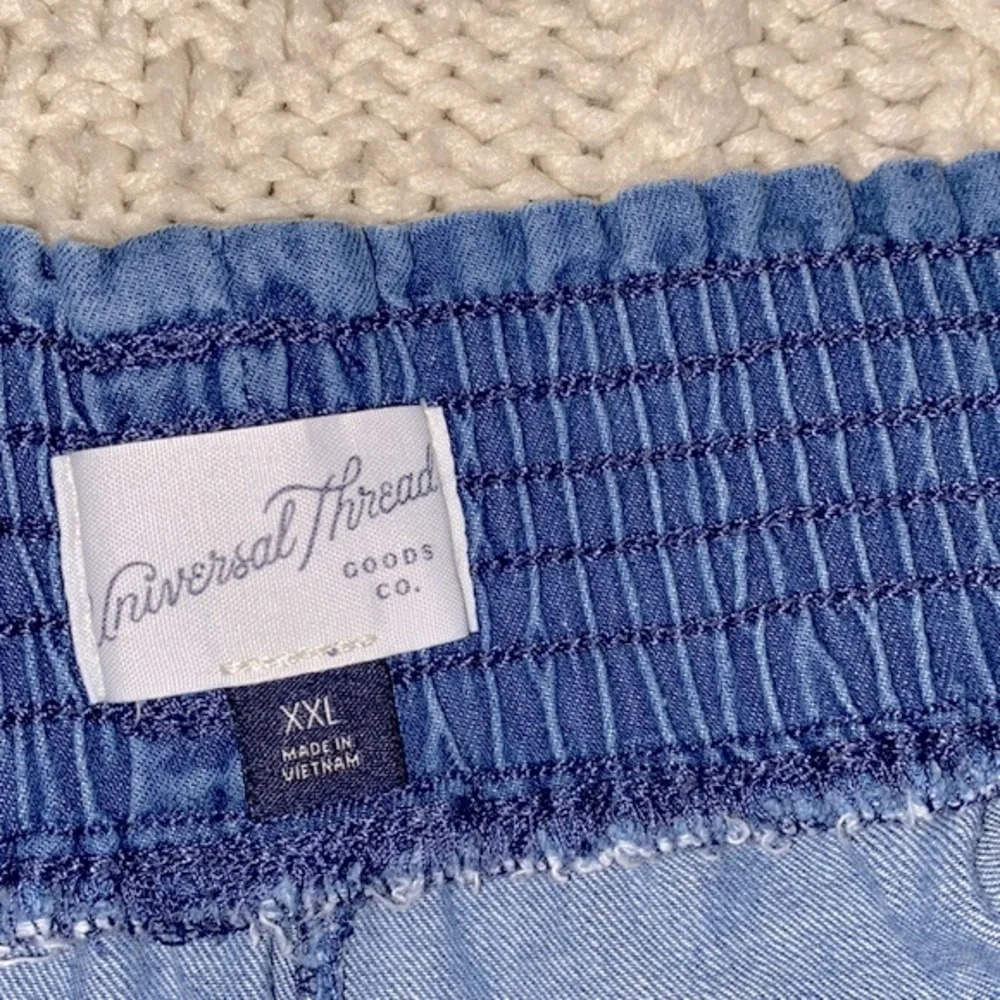 Universal Thread Chambray Shorts Size Xxlarge - image 4